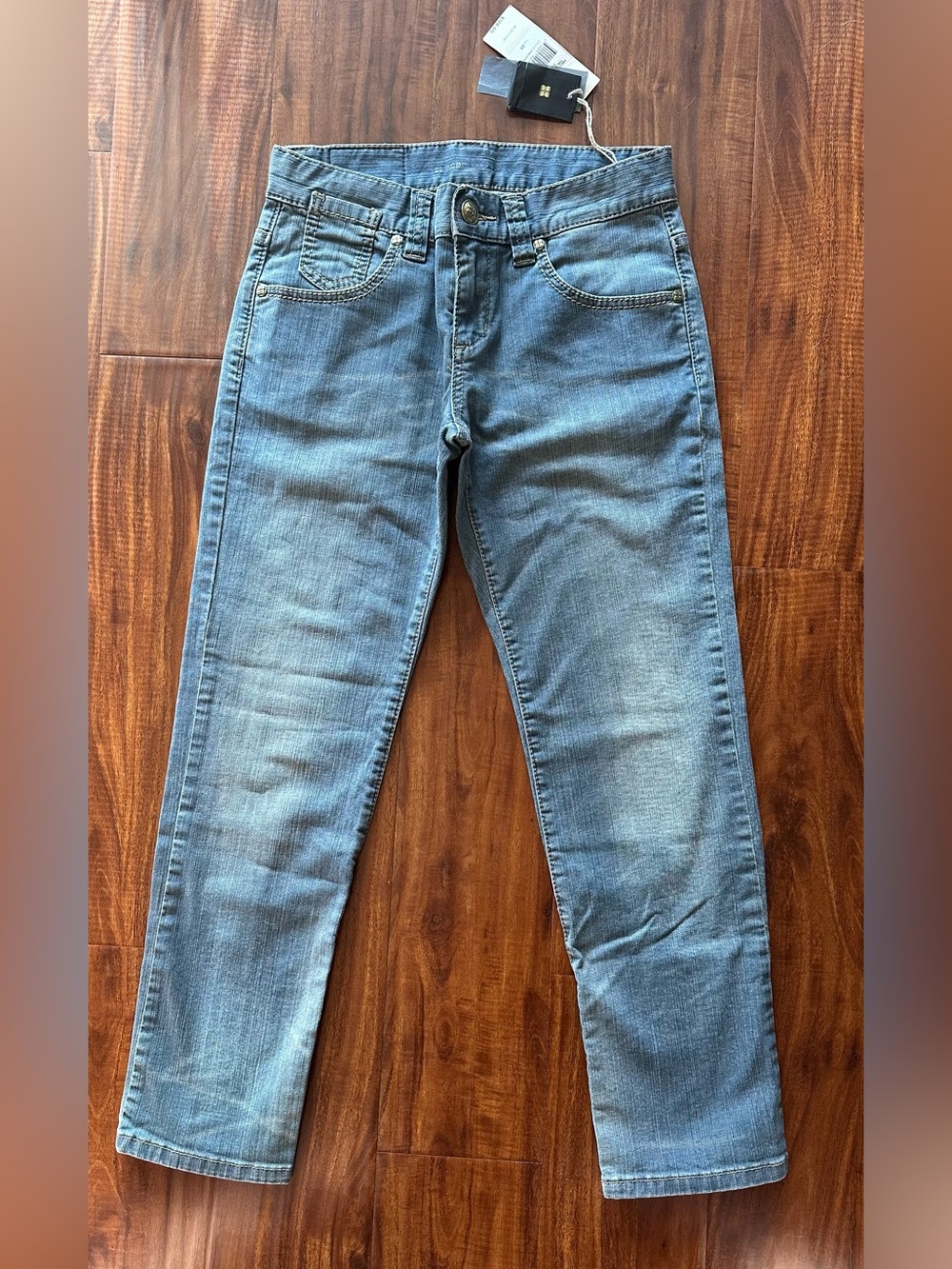 BCBG MaxAzria boyfriend jeans Size 25